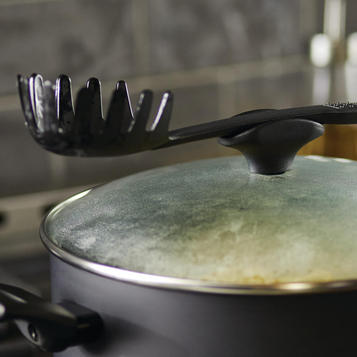 Nonstick 12 Piece Cookware Set L9023