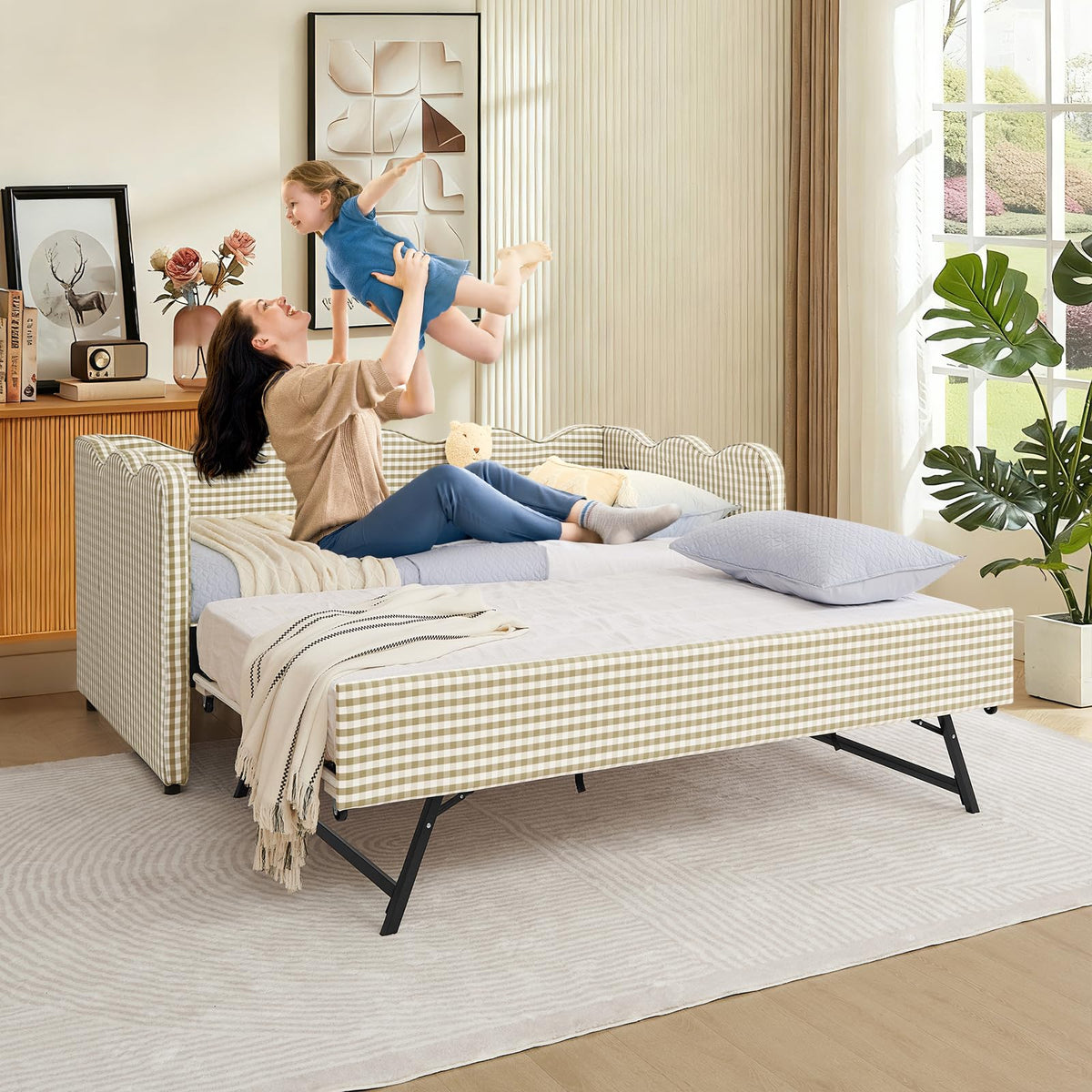 Twin Size Gingham Upholstered Daybed with Trundle and USB Ports V592